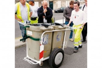 Street trolley motorized by an ez-Wheel® Series 10” electric wheel