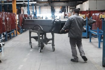 Industrieller Handhabungswagen für schwere und sperrige Lasten mit elektrischem Rad von ez-Wheel® Serie 300I