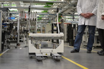Spezialmaschine für die Industrie mit einem ez-Wheel®-Rad der 300I-Serie